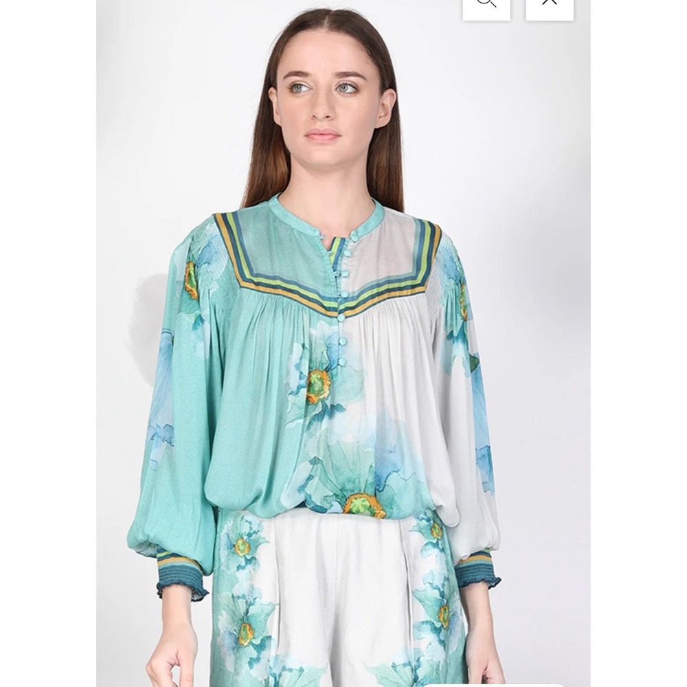 Bl^nk London FINDEL TOP Anthropologie Floral Smocked Watercolor Size Large